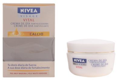 Vital Calcium Nawilżający Dzień Wzmacniający 50 Ml