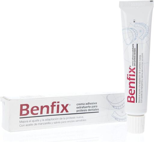 Krem klejący do protez zębowych Extra Strong 50 gr